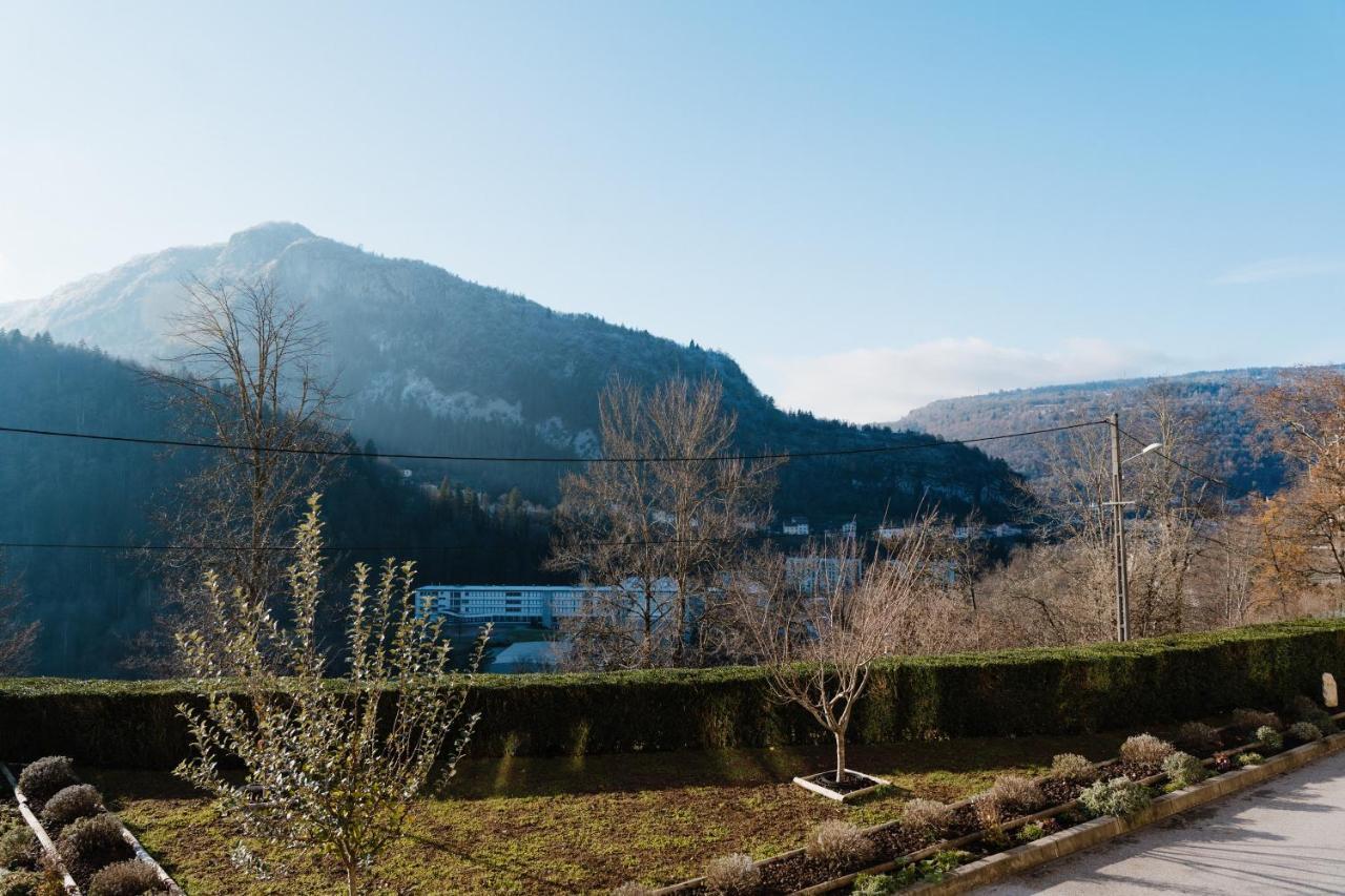 Apartamento Kasa Jura - Au Coeur Des Monts Saint-Claude Exterior foto